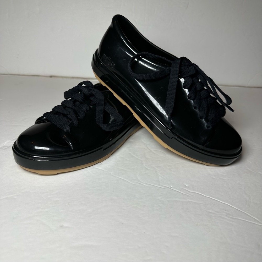 Mel Dreamed by Melissa Mel Be low-top Black Sneakers  Waterproof Scented size 1